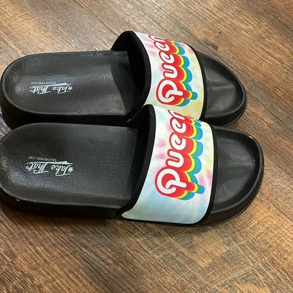 Queen slides - Picture 3 of 3